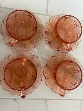 Vintage Pink Depression Glass Tea Cups & Saucers - Set of 4